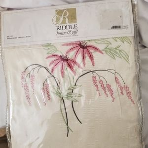 50" x 70" Embroidered Pashmina Throw